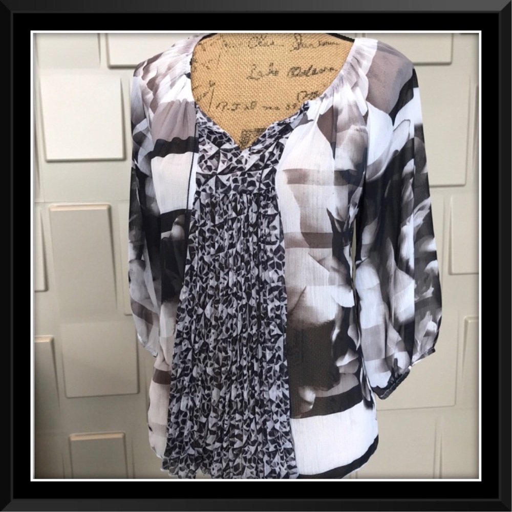 One World top blouse black white gray sheer floral 3/4 sleeve Size Small
